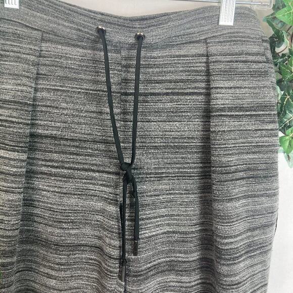 H Halston Heather Grey Jogger Sweatpants S - Picture 2 of 5